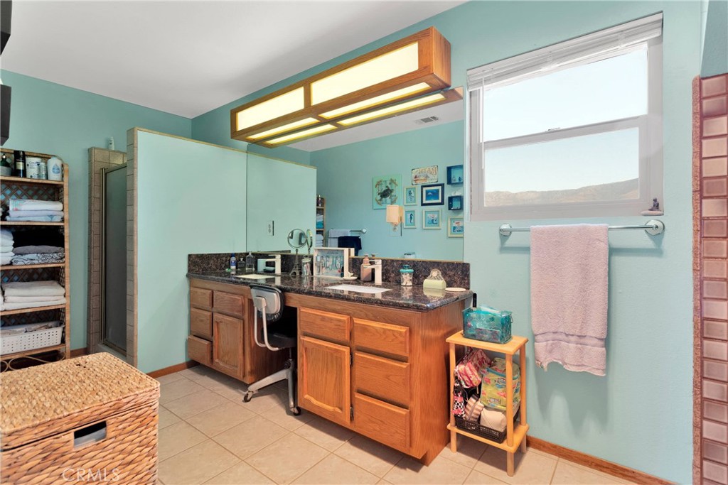 Lucerne Valley, California, 92356, United States, 6 Bedrooms Bedrooms, ,5 BathroomsBathrooms,Residential,For Sale,1986266