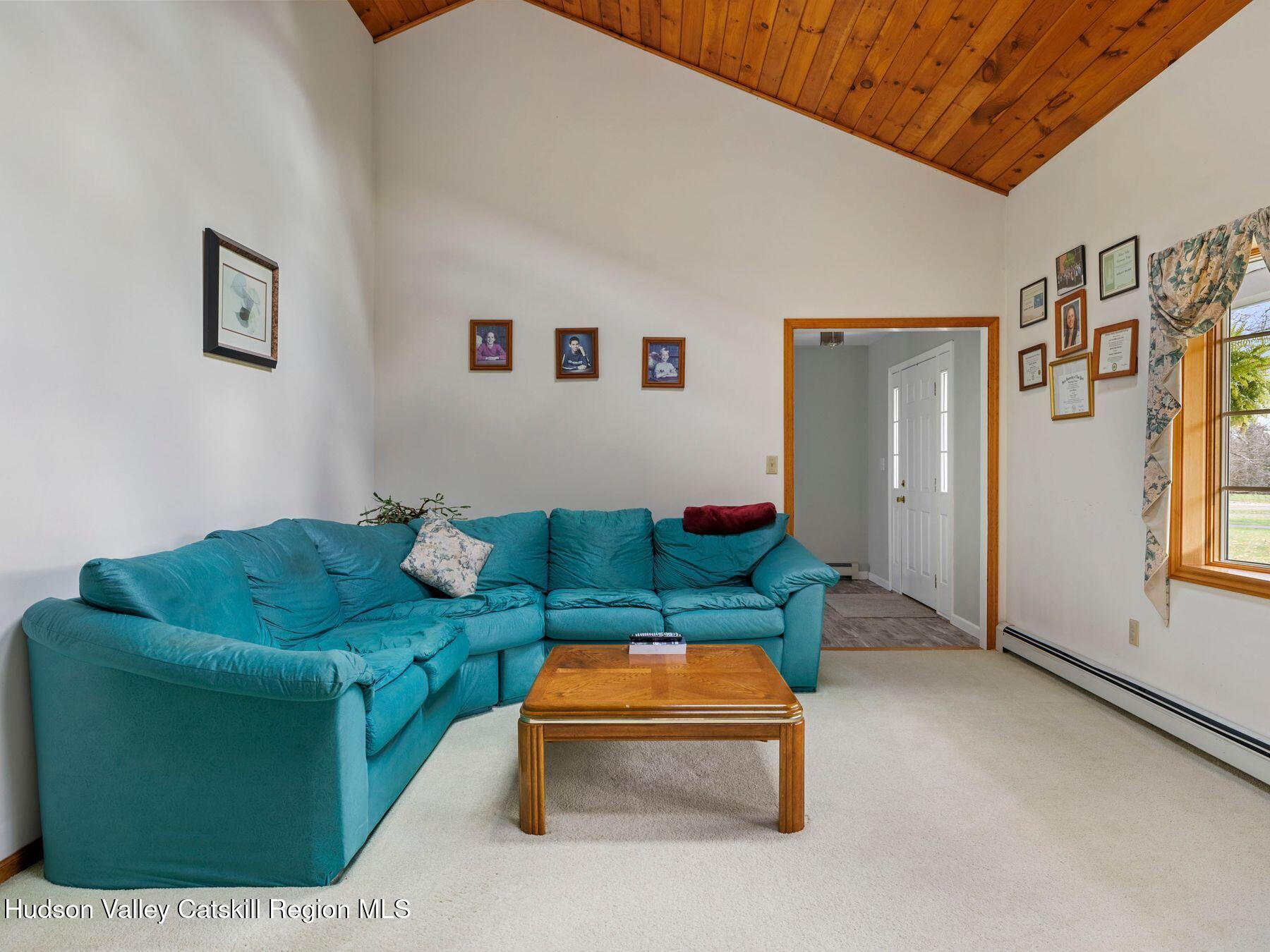 Lake Katrine, New York, 12449, United States, 4 Bedrooms Bedrooms, ,3 BathroomsBathrooms,Residential,For Sale,1987709