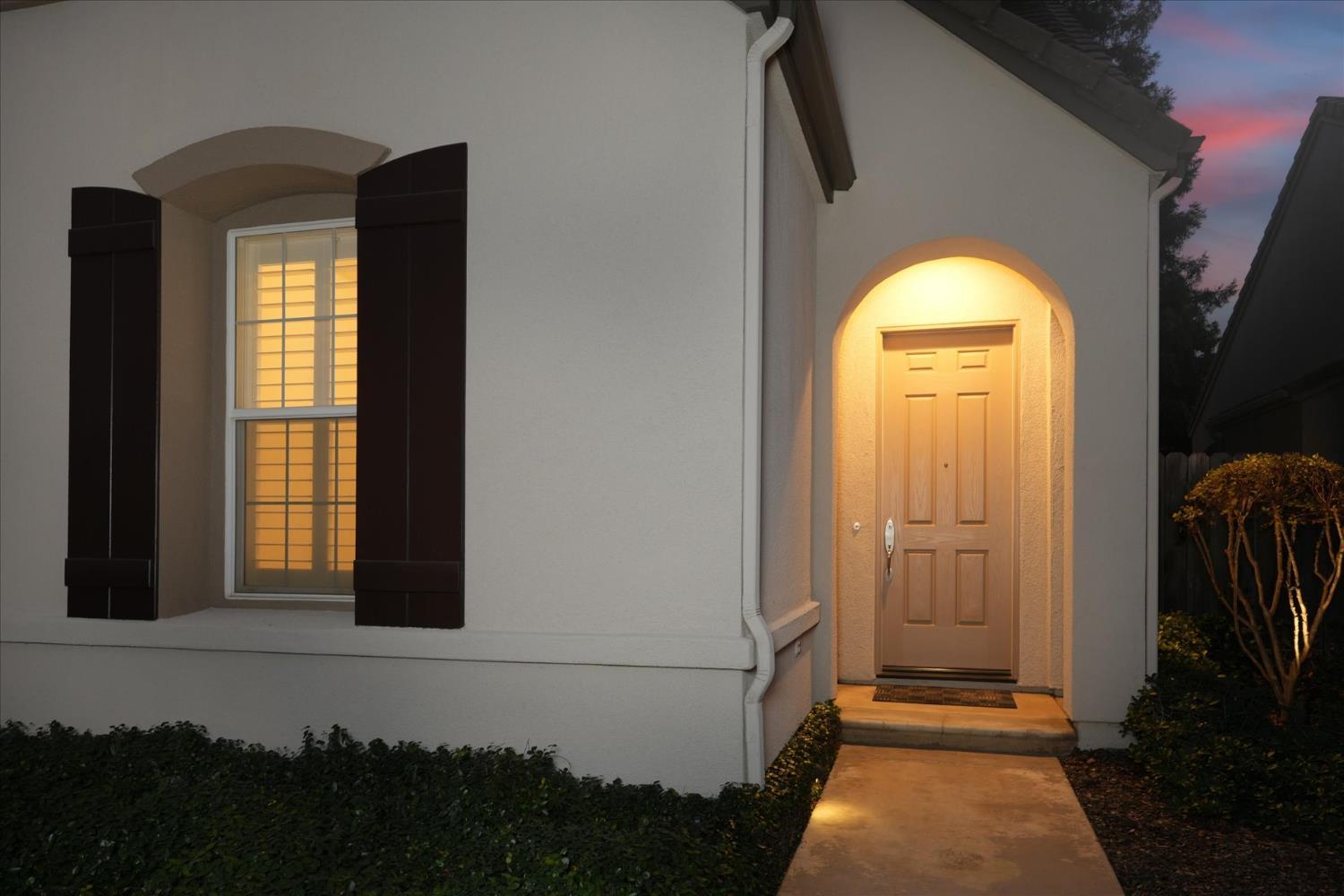 Clovis, California, 93619, United States, 3 Bedrooms Bedrooms, ,2 BathroomsBathrooms,Residential,For Sale,2005966