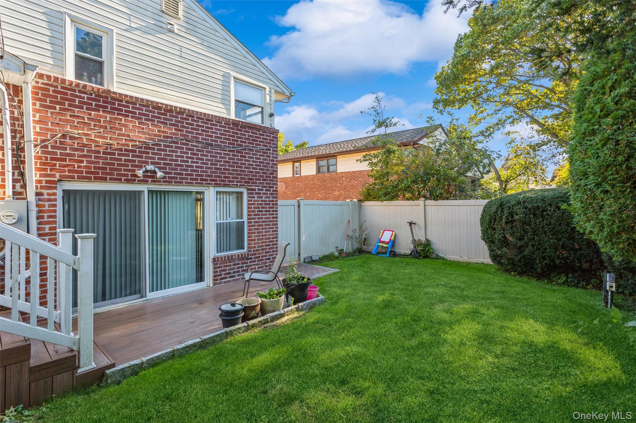 Jericho, New York, 11590, United States, 3 Bedrooms Bedrooms, ,3 BathroomsBathrooms,Residential,For Sale,1960568