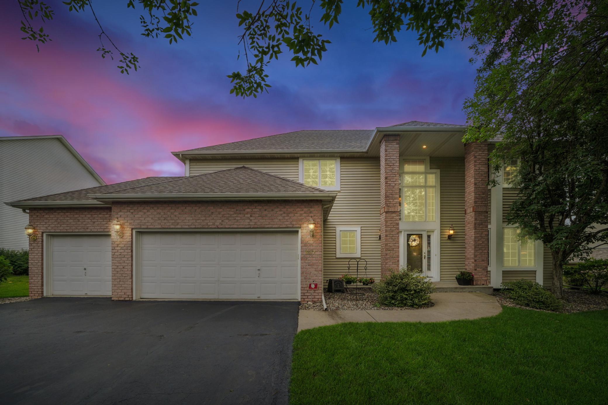 Eden Prairie, Minnesota, 55347, United States, 5 Bedrooms Bedrooms, ,5 BathroomsBathrooms,Residential,For Sale,1877430
