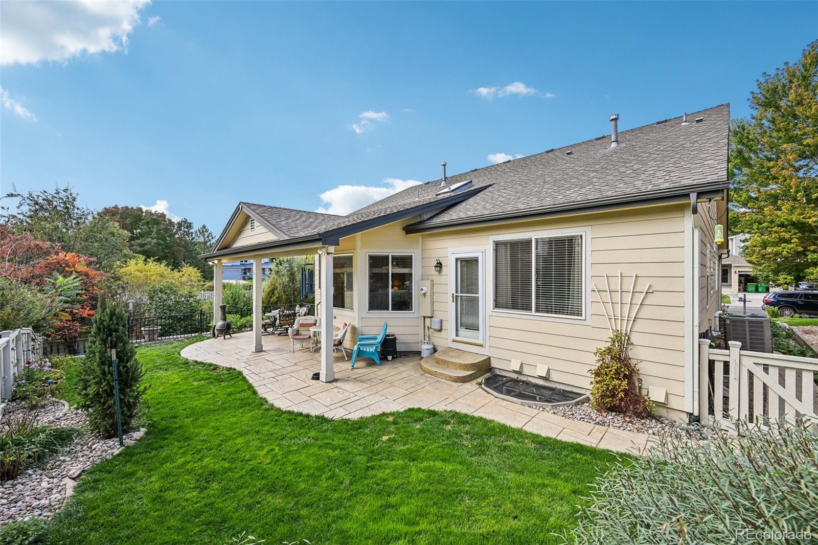 Arvada, Colorado, 80004, United States, 4 Bedrooms Bedrooms, ,2 BathroomsBathrooms,Residential,For Sale,1984422