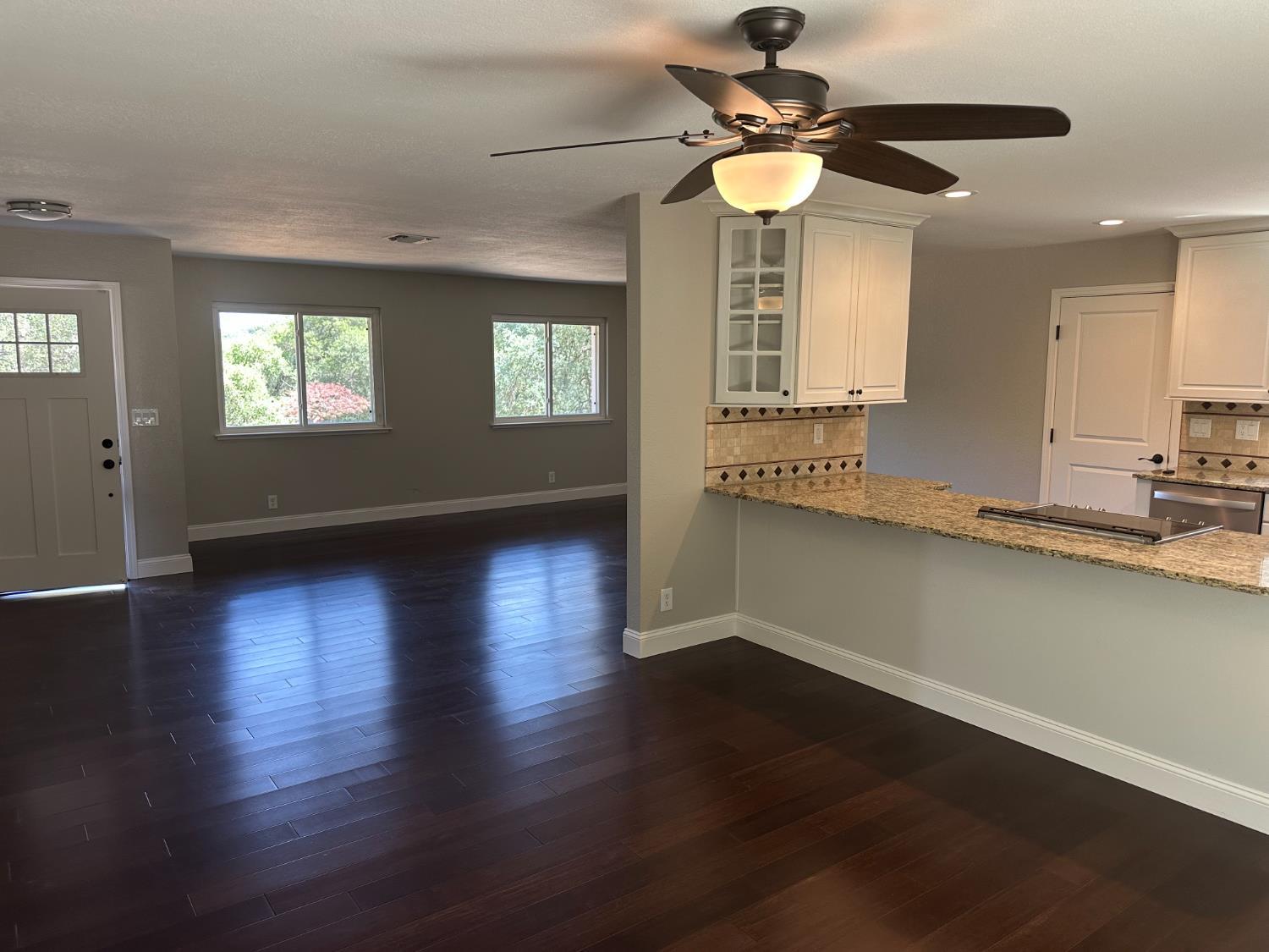 Shingle Springs, California, 95682, United States, 3 Bedrooms Bedrooms, ,2 BathroomsBathrooms,Residential,For Sale,1882228