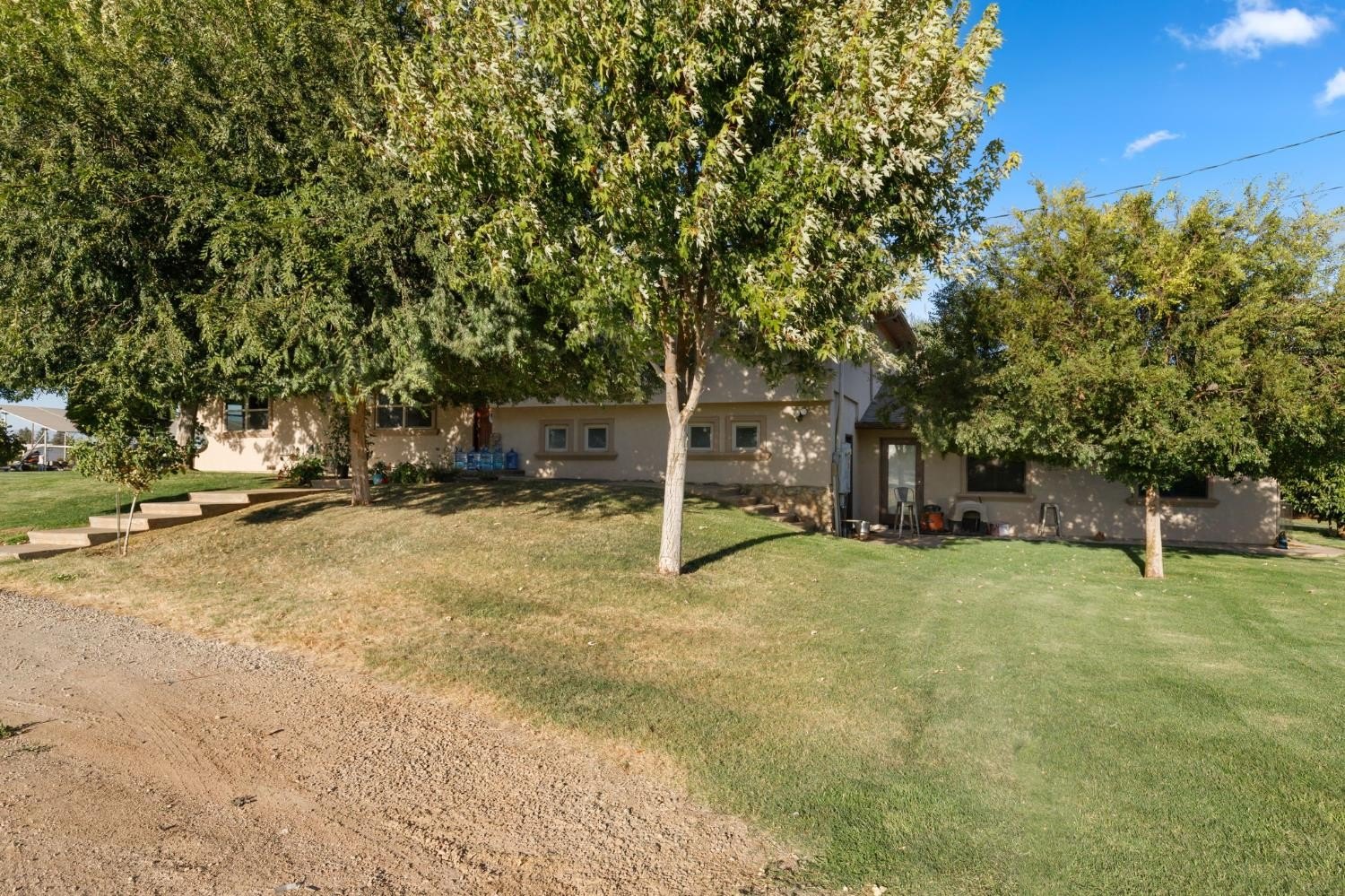 Clovis, California, 93619, United States, 4 Bedrooms Bedrooms, ,4 BathroomsBathrooms,Residential,For Sale,1924178