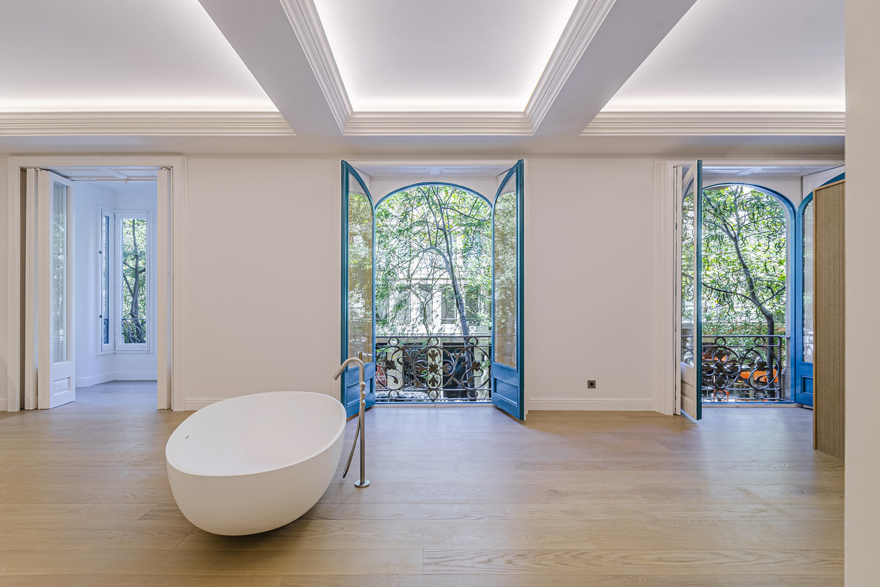 Stunning apartment with extraordinary finishes in Eixample derecha 