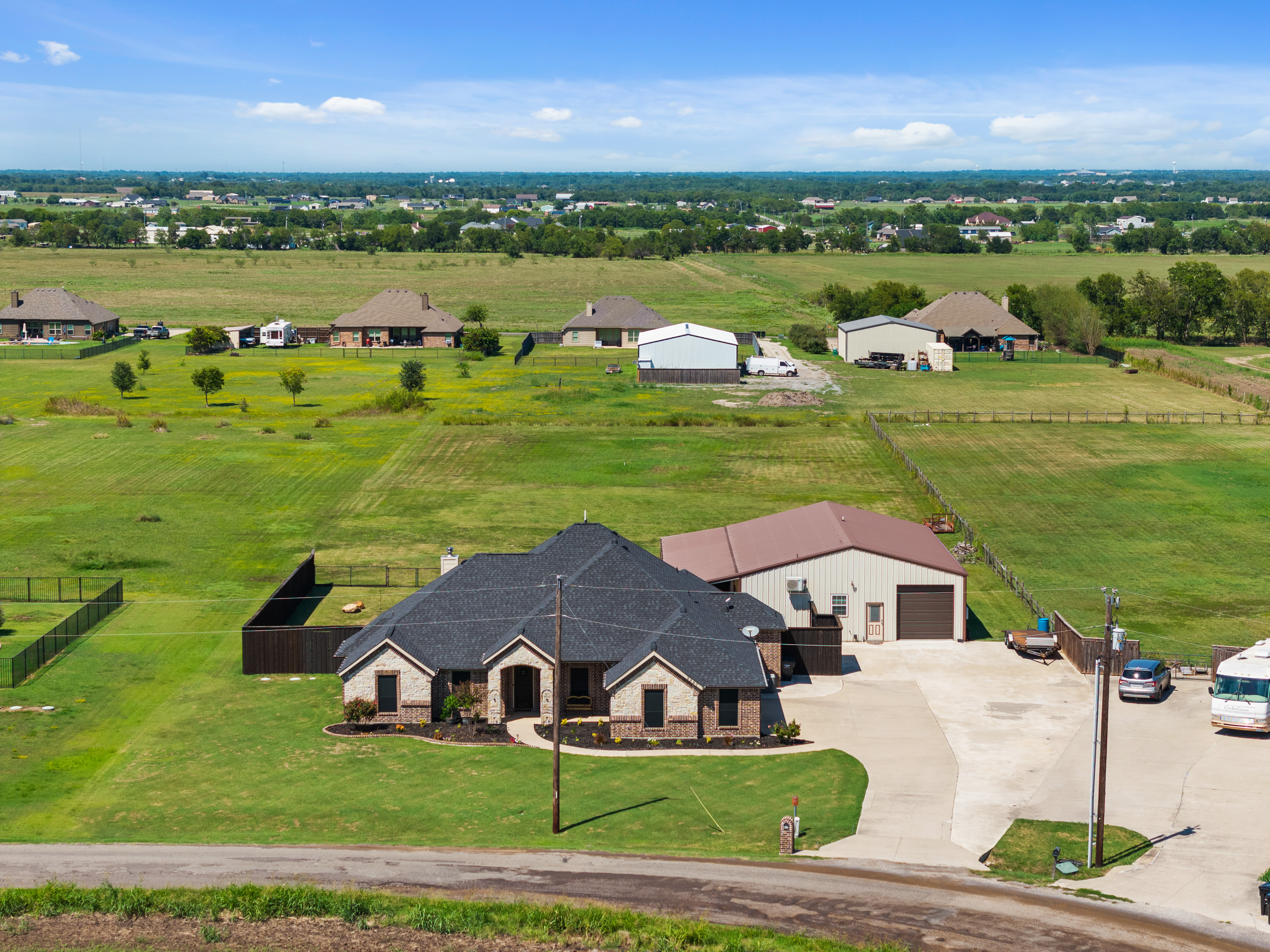 Caddo Mills, Texas, 75135, United States, 4 Bedrooms Bedrooms, ,2 BathroomsBathrooms,Residential,For Sale,1943912