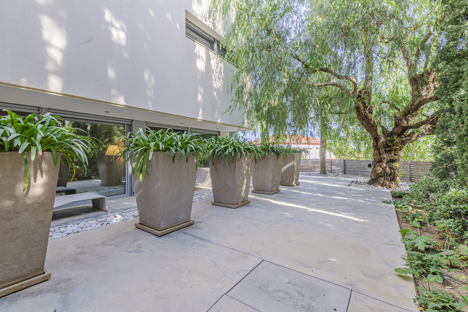  Property with breathtaking views surrounded by tropical garden - 物件實景