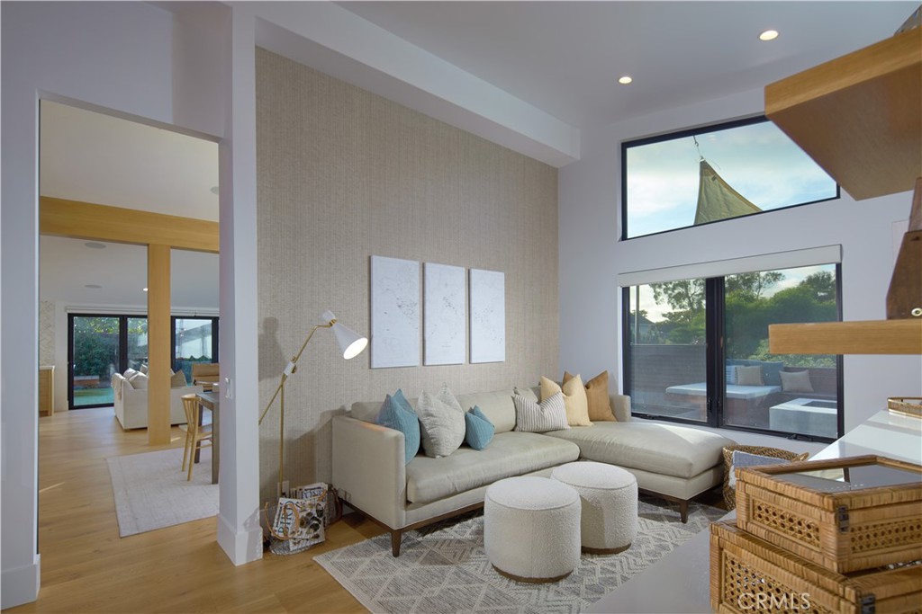 Corona del Mar, California, 92625, United States, 4 Bedrooms Bedrooms, ,5 BathroomsBathrooms,Residential,For Sale,1819361