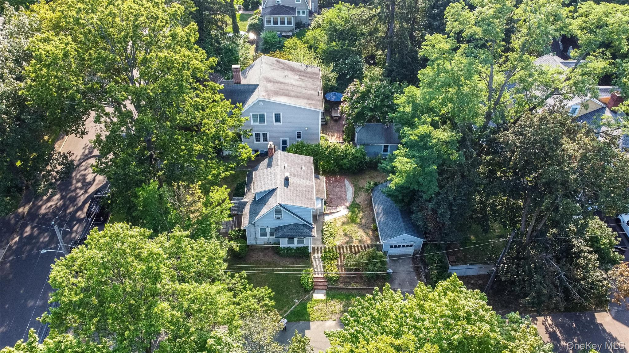Sea Cliff, New York, 11579, United States, 2 Bedrooms Bedrooms, ,2 BathroomsBathrooms,Residential,For Sale,1920035