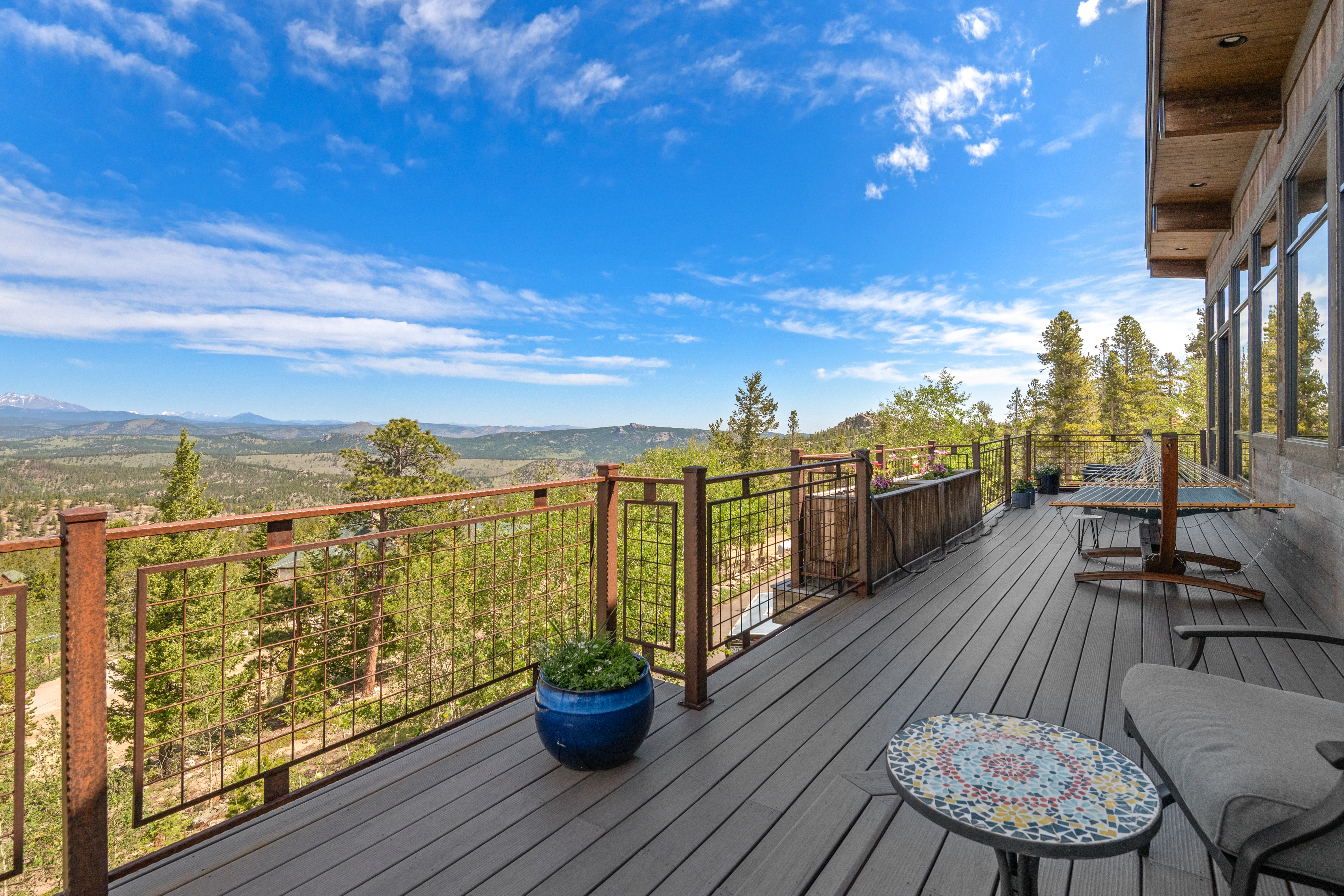  Custom Retreat with Unobstructed Views - 物件實景