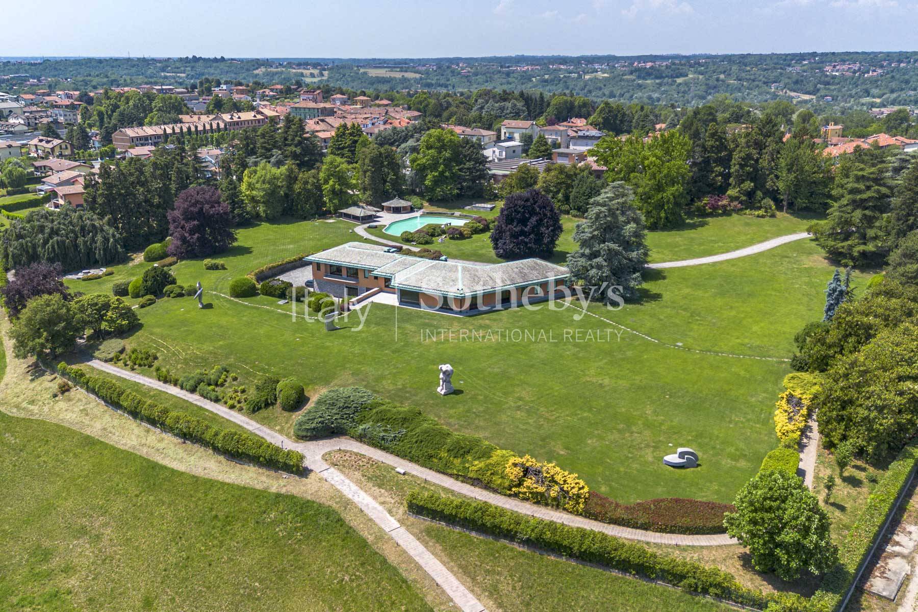  Distinguished villa with private art park and olive grove - 物件實景