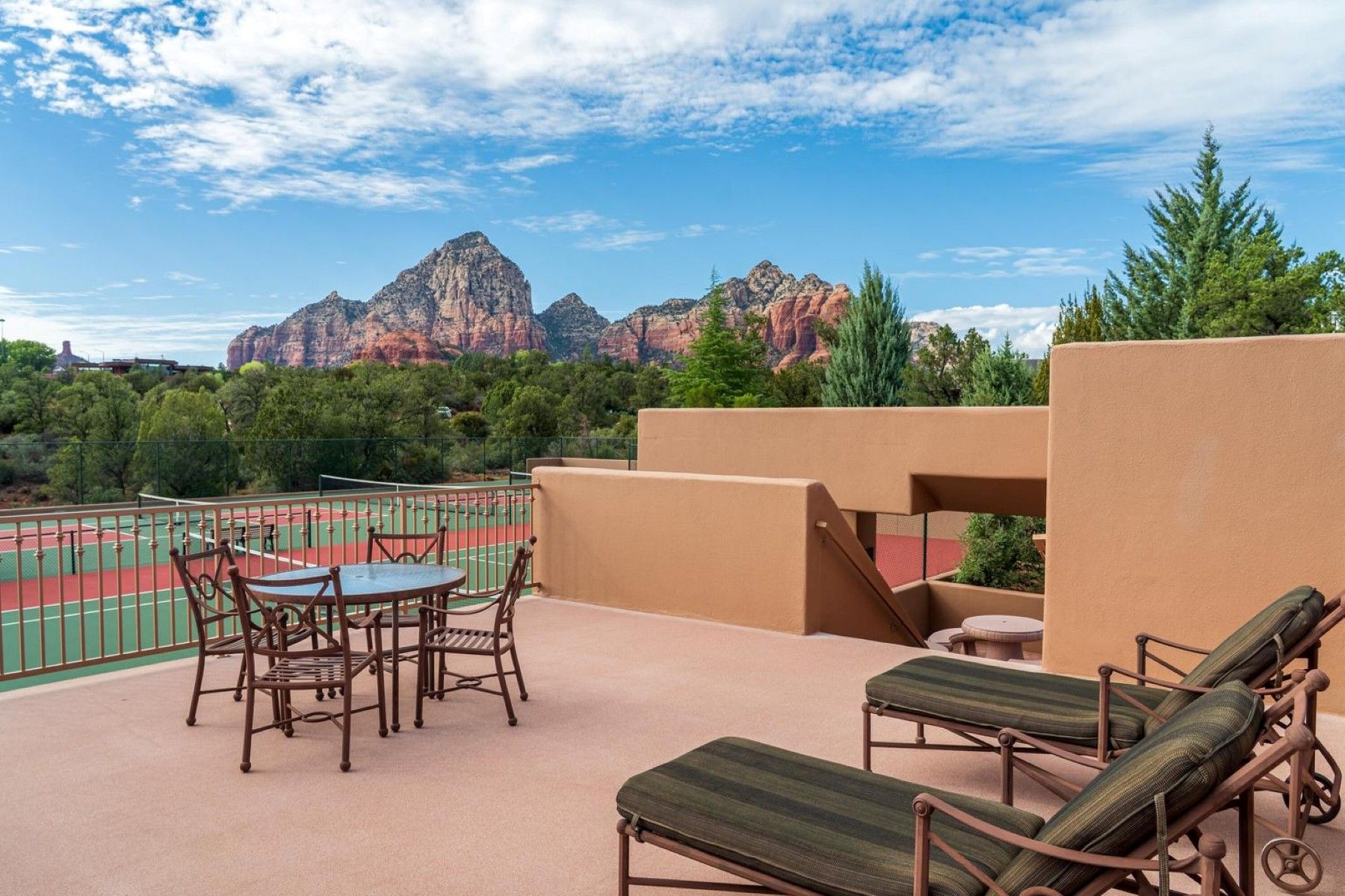  333 Calle Linda¦Sedona, AZ - 物件實景