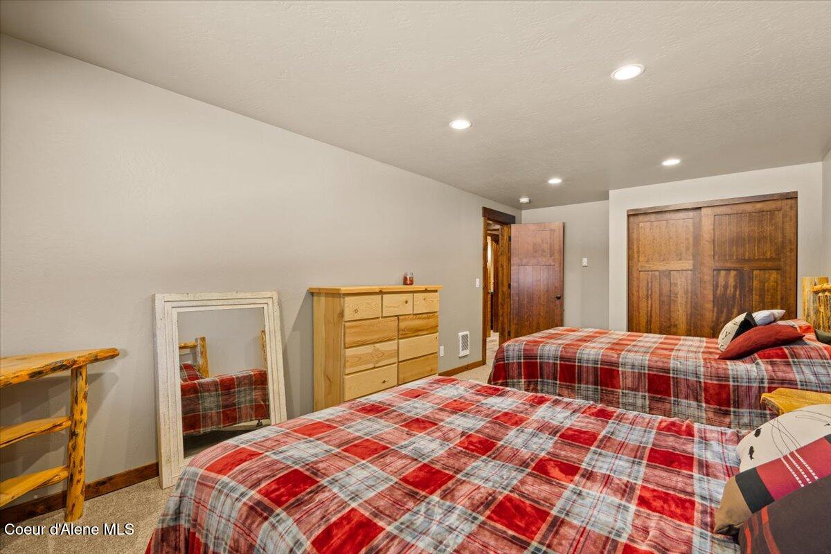 Priest Lake, Idaho, 83856, United States, 3 Bedrooms Bedrooms, ,Residential,For Sale,1987358