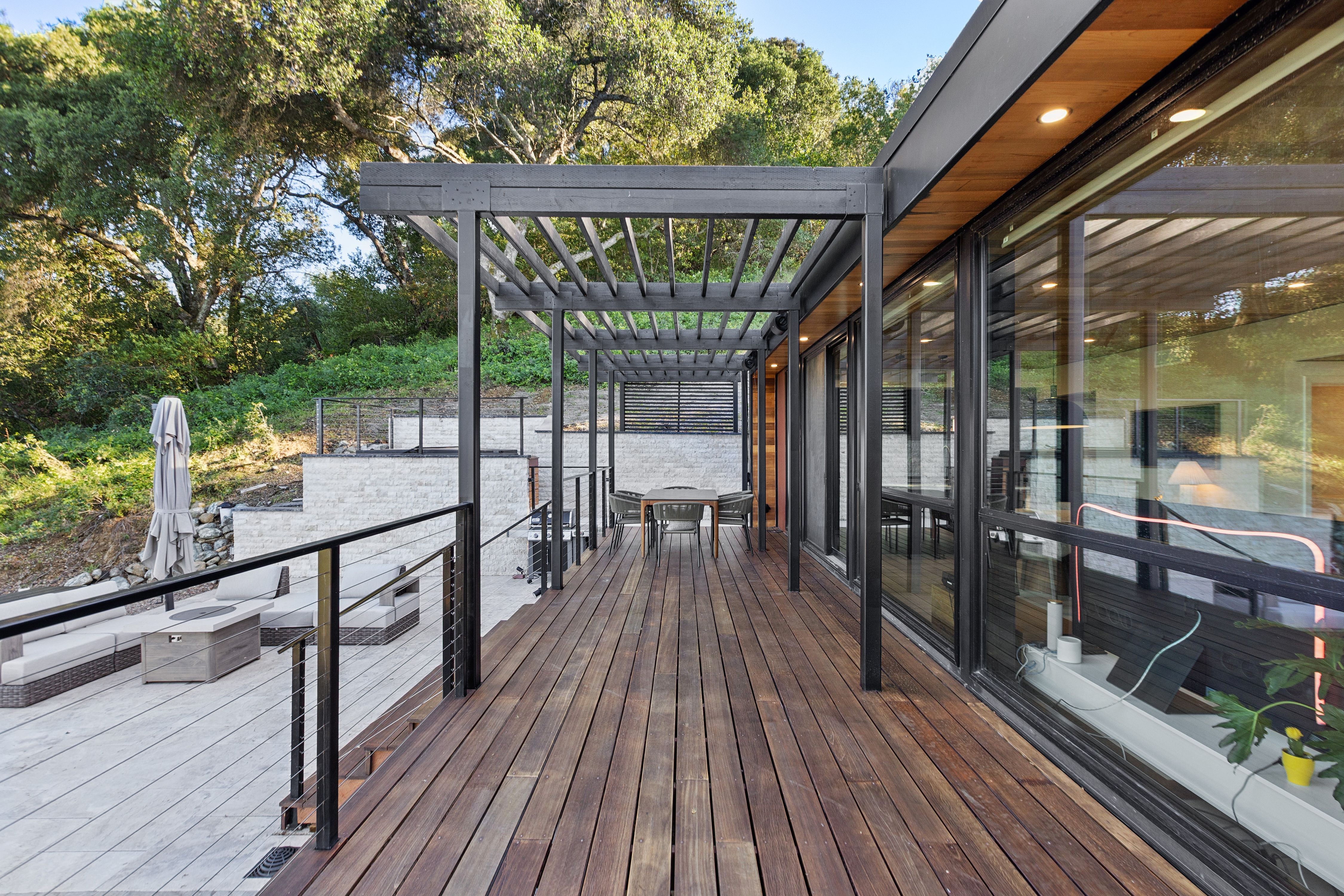  Modern Off-Grid Compound with Panoramic Valley Views - 物件實景