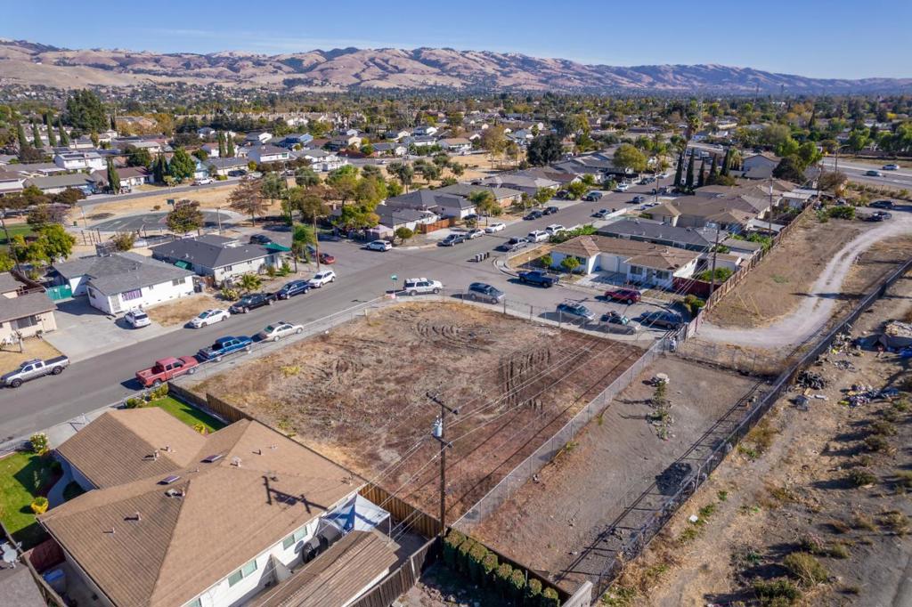 San Jose, California, 95116, United States, ,Residential,For Sale,1928725
