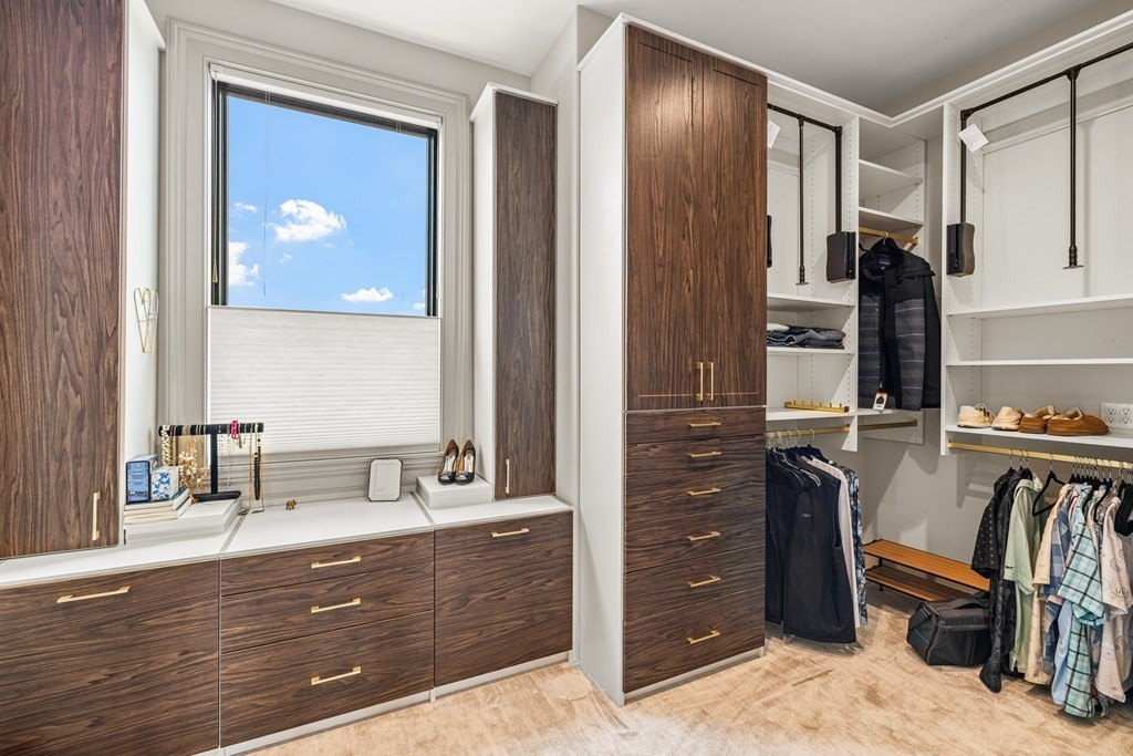 McCall, Idaho, 83638, United States, 5 Bedrooms Bedrooms, ,5 BathroomsBathrooms,Residential,For Sale,1989949