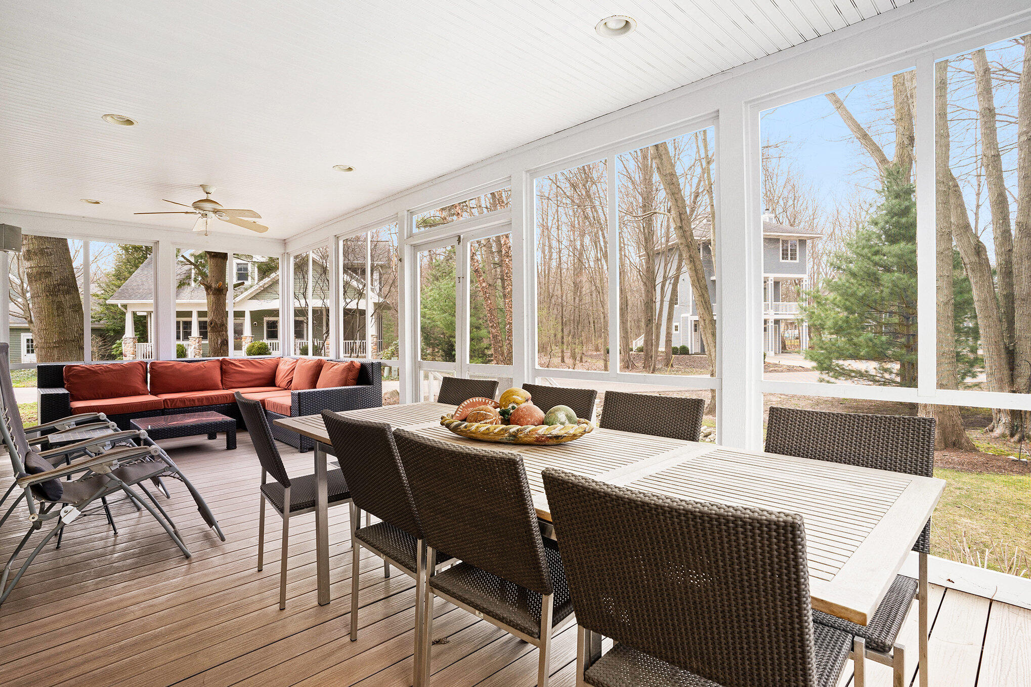 South Haven, Michigan, 49090, United States, 4 Bedrooms Bedrooms, ,4 BathroomsBathrooms,Residential,For Sale,1945011
