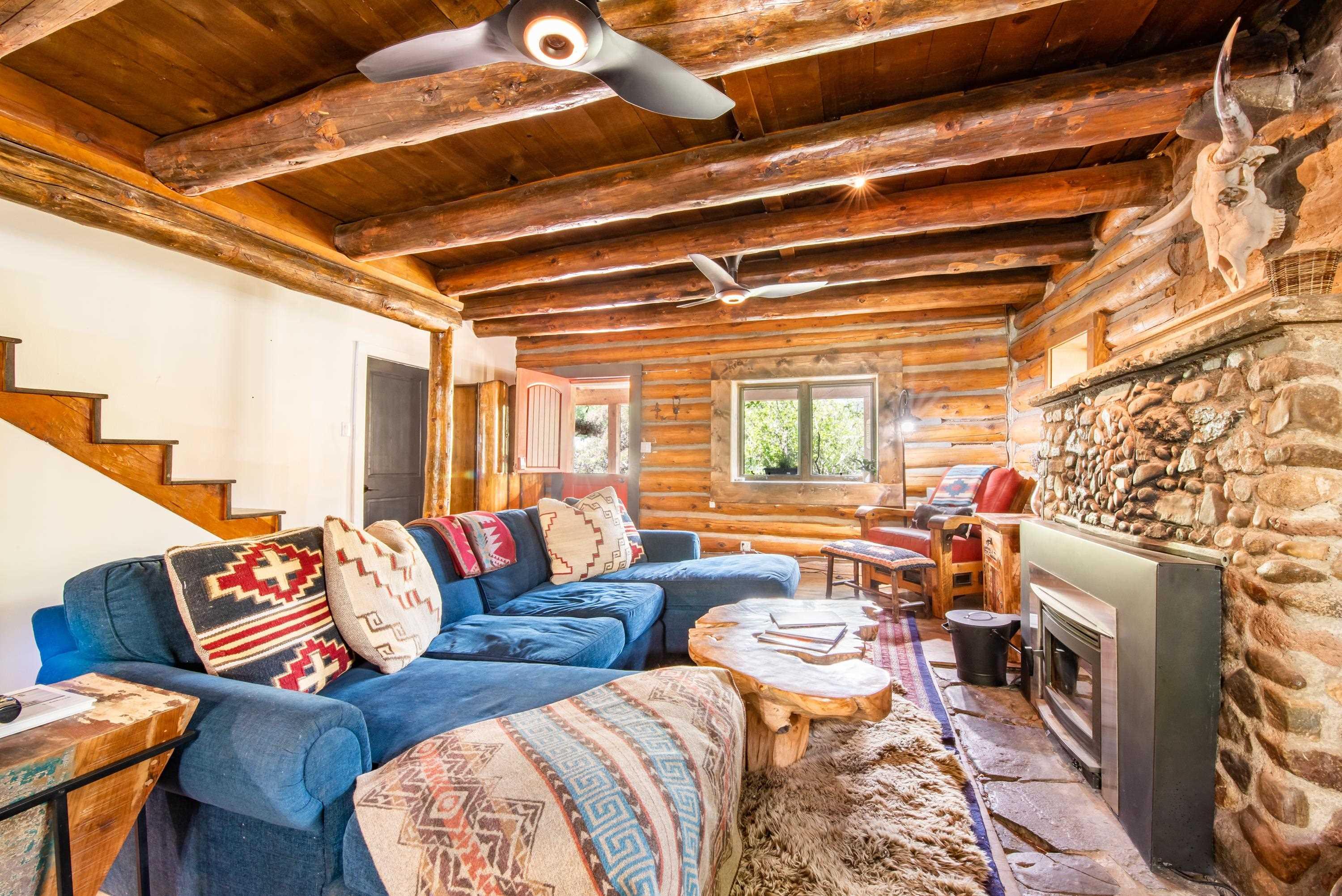 Taos, New Mexico, 87571, United States, 2 Bedrooms Bedrooms, ,2 BathroomsBathrooms,Residential,For Sale,1829499