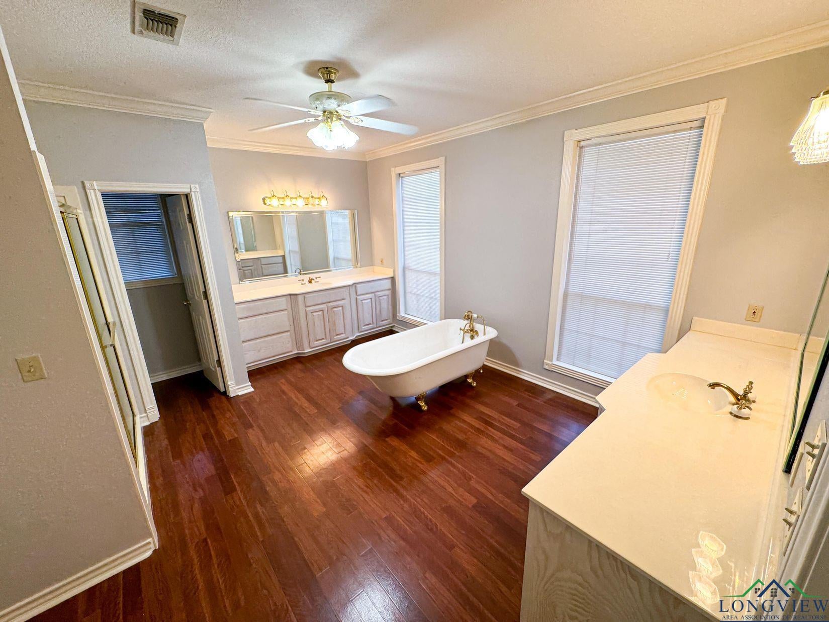 Bivins, Texas, 75555, United States, 3 Bedrooms Bedrooms, ,3 BathroomsBathrooms,Residential,For Sale,1873299