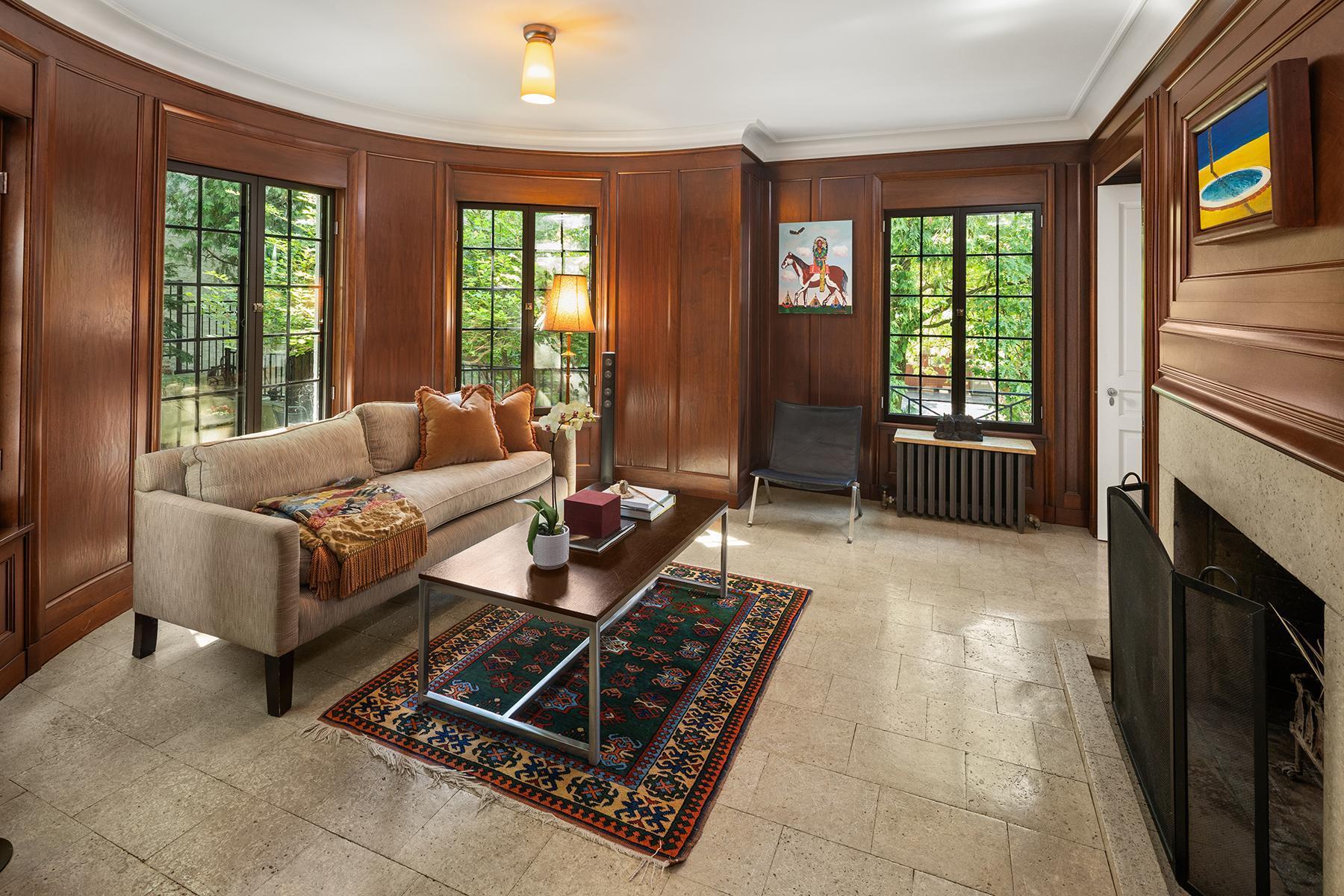 Minneapolis, Minnesota, 55416, United States, 4 Bedrooms Bedrooms, ,4 BathroomsBathrooms,Residential,For Sale,1901324