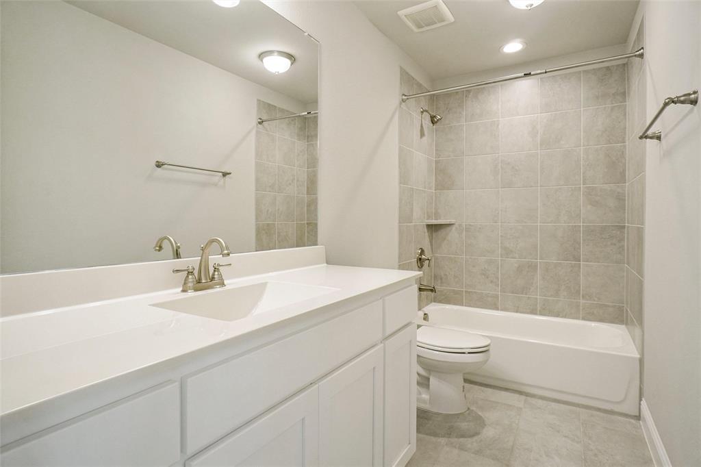 Irving, Texas, 75038, United States, 4 Bedrooms Bedrooms, ,4 BathroomsBathrooms,Residential,For Sale,1980038