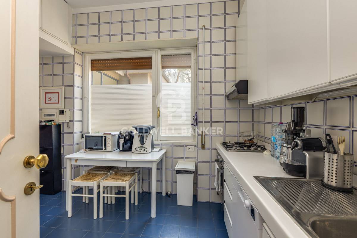 Roma, Roma, 00100, IT, 3 Bedrooms Bedrooms, ,2 BathroomsBathrooms,Residential,For Sale,1806018