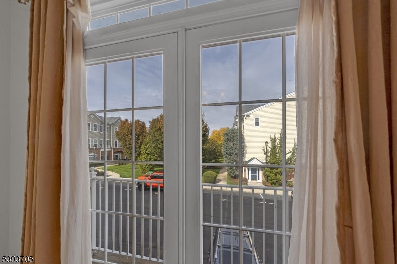 Belleville Twp., New Jersey, 07109, United States, 2 Bedrooms Bedrooms, ,3 BathroomsBathrooms,Residential,For Sale,1971321