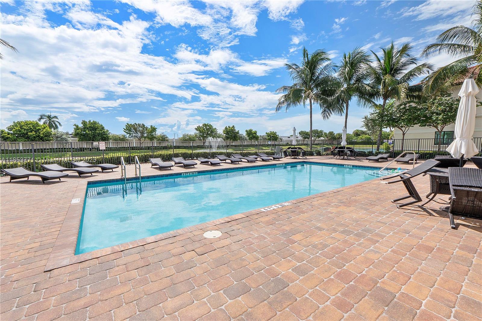 Oakland Park, Florida, 33334, United States, 3 Bedrooms Bedrooms, ,3 BathroomsBathrooms,Residential,For Sale,1911600