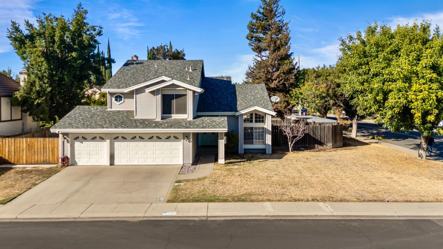 Modesto, California, 95355, United States, 4 Bedrooms Bedrooms, ,3 BathroomsBathrooms,Residential,For Sale,1981572