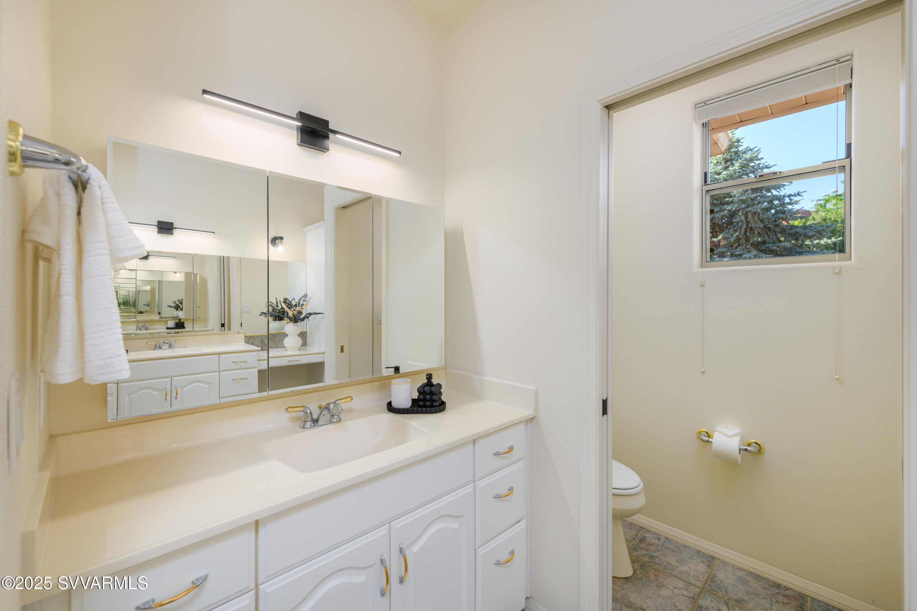 Sedona, Arizona, 86351, United States, 3 Bedrooms Bedrooms, ,3 BathroomsBathrooms,Residential,For Sale,1838352