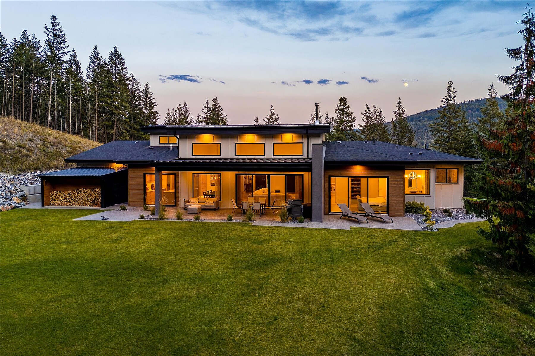  Gorgeous Custom Home - 物件實景