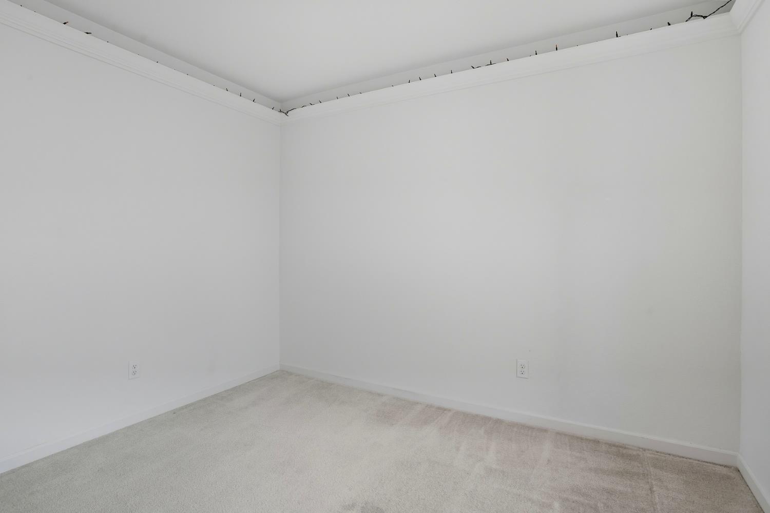 Elk Grove, California, 95758, United States, 3 Bedrooms Bedrooms, ,3 BathroomsBathrooms,Residential,For Sale,1961072