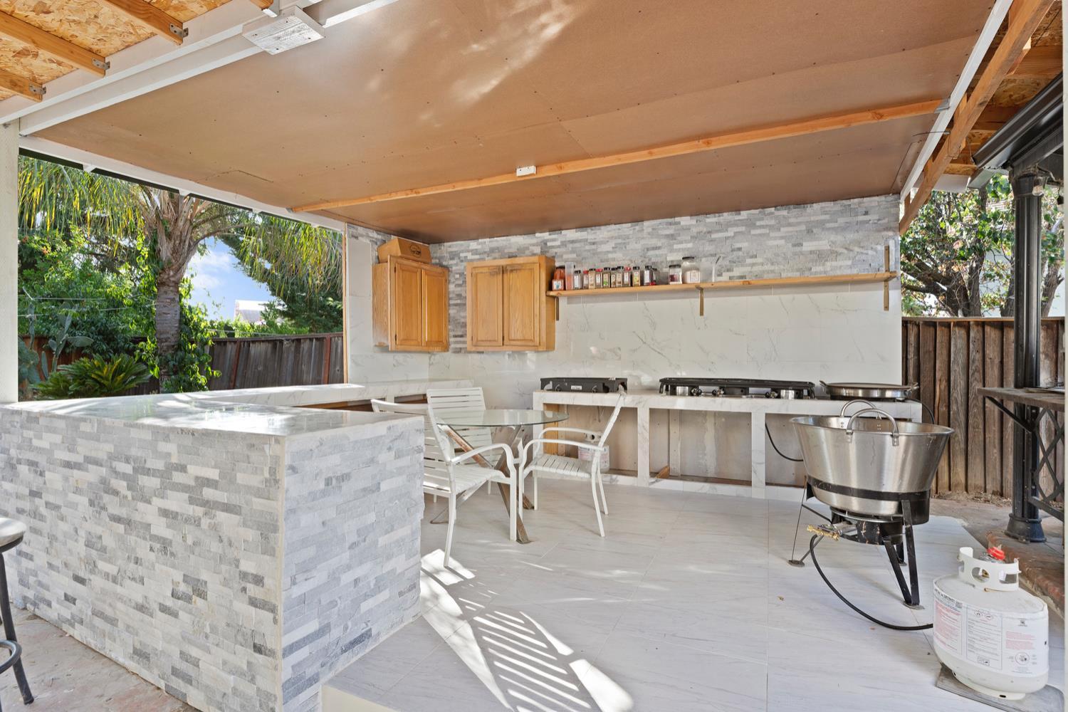 Tracy, California, 95376, United States, 5 Bedrooms Bedrooms, ,3 BathroomsBathrooms,Residential,For Sale,2012388