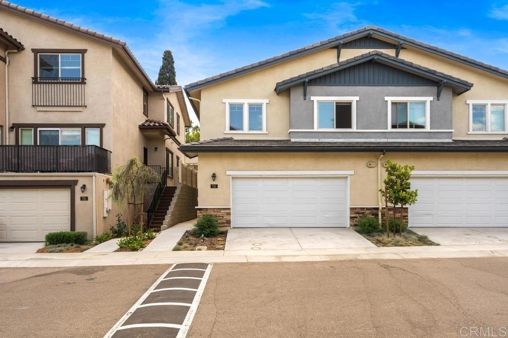 El Cajon, California, 92020, United States, 3 Bedrooms Bedrooms, ,3 BathroomsBathrooms,Residential,For Sale,1932515