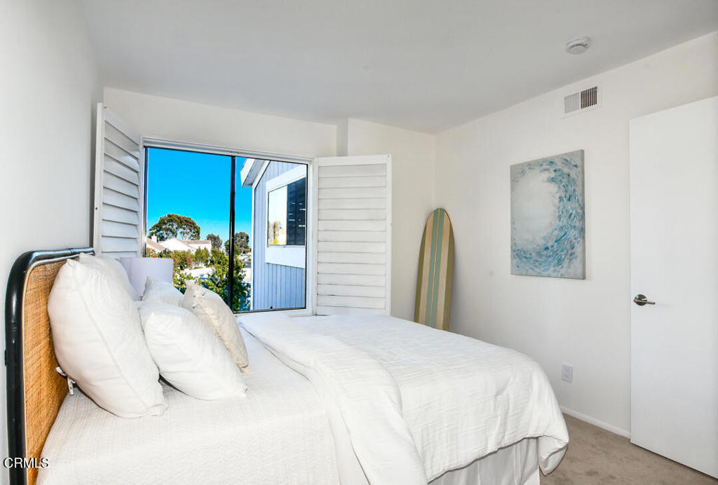 Huntington Beach, California, 92649, United States, 3 Bedrooms Bedrooms, ,3 BathroomsBathrooms,Residential,For Sale,1990906