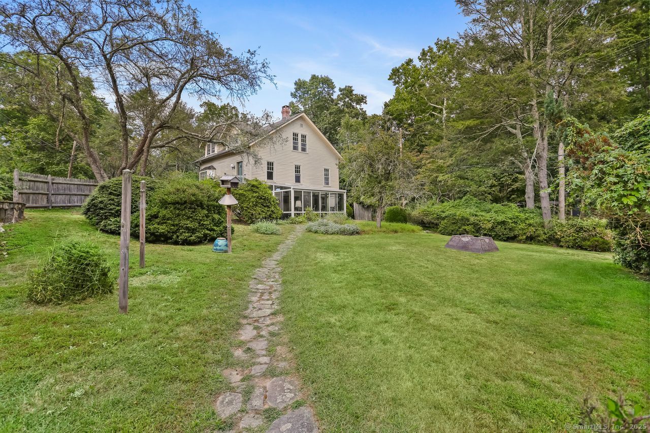 Westport, Connecticut, 06880, United States, 4 Bedrooms Bedrooms, ,3 BathroomsBathrooms,Residential,For Sale,1938739