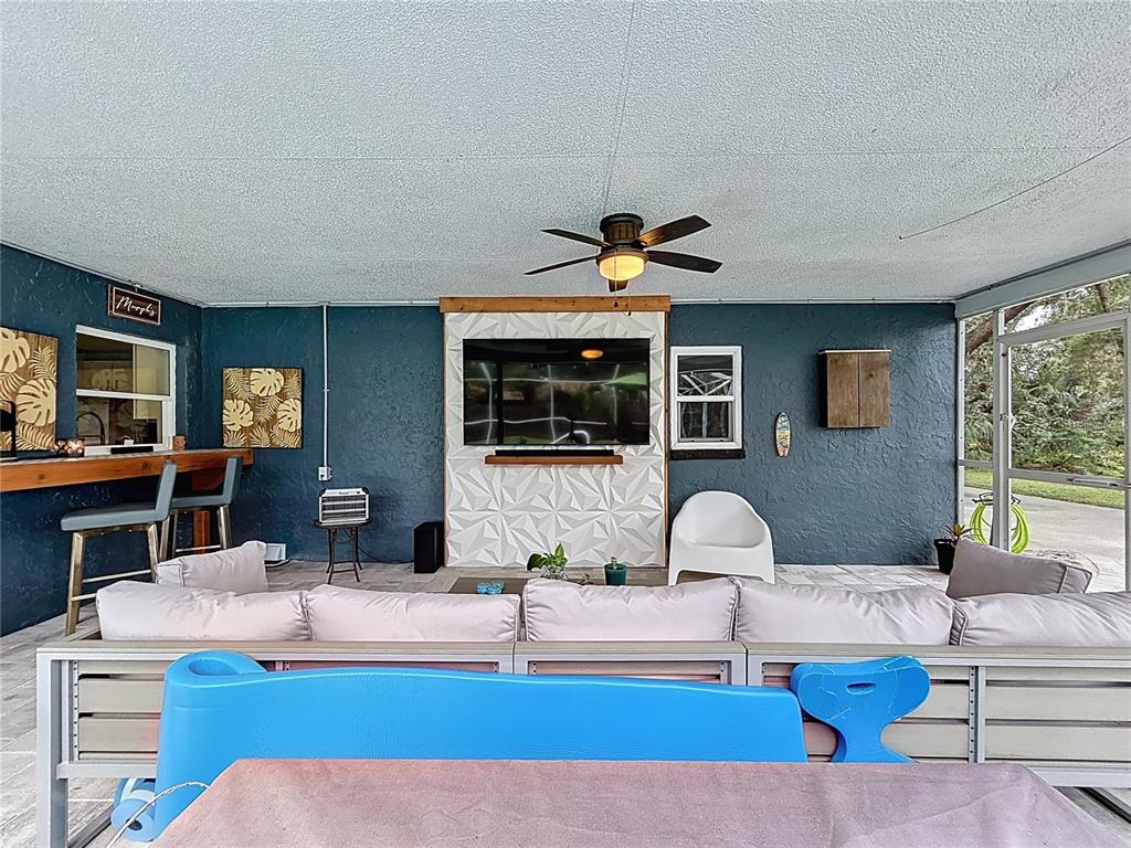 Brandon, Florida, 33511, United States, 4 Bedrooms Bedrooms, ,2 BathroomsBathrooms,Residential,For Sale,1968846