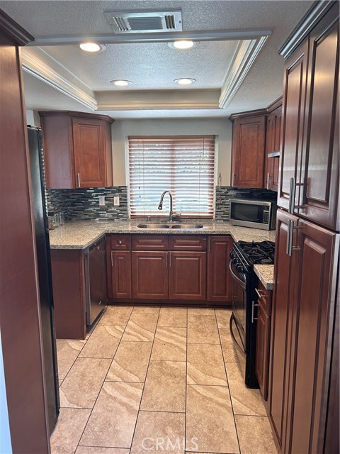 Fontana, California, 92336, United States, 3 Bedrooms Bedrooms, ,2 BathroomsBathrooms,Residential,For Sale,1876520