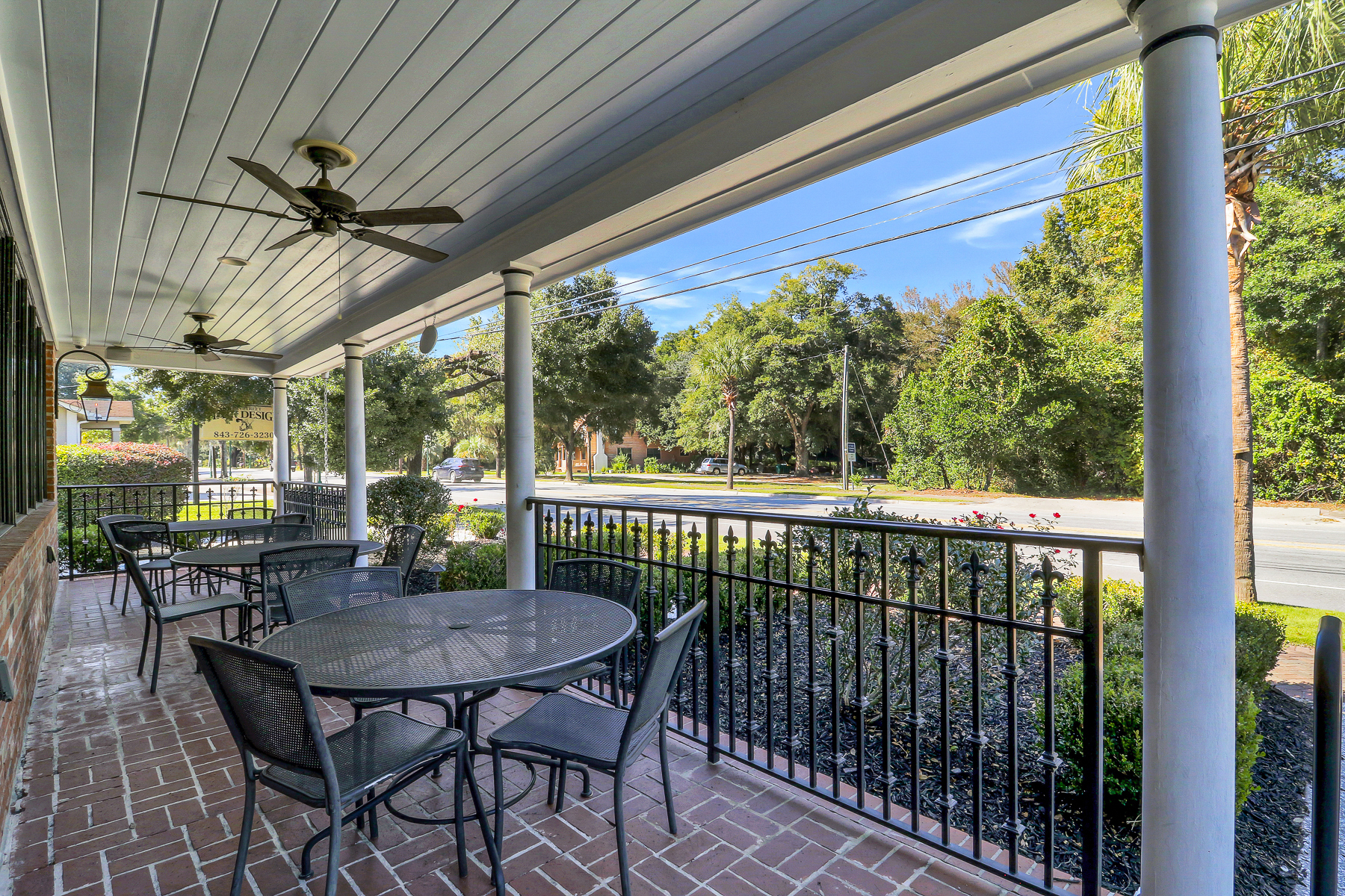  8026 Main Street, Ridgeland - 物件實景