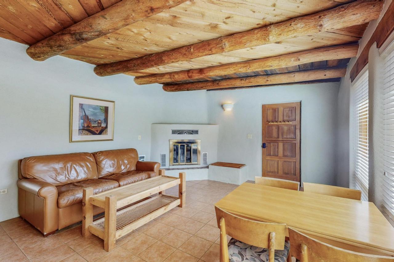 30 Apache Creek, Santa Fe, New Mexico, 87505, United States, 5 Bedrooms Bedrooms, ,4 BathroomsBathrooms,Residential,For Sale,30 Apache Creek,1591905