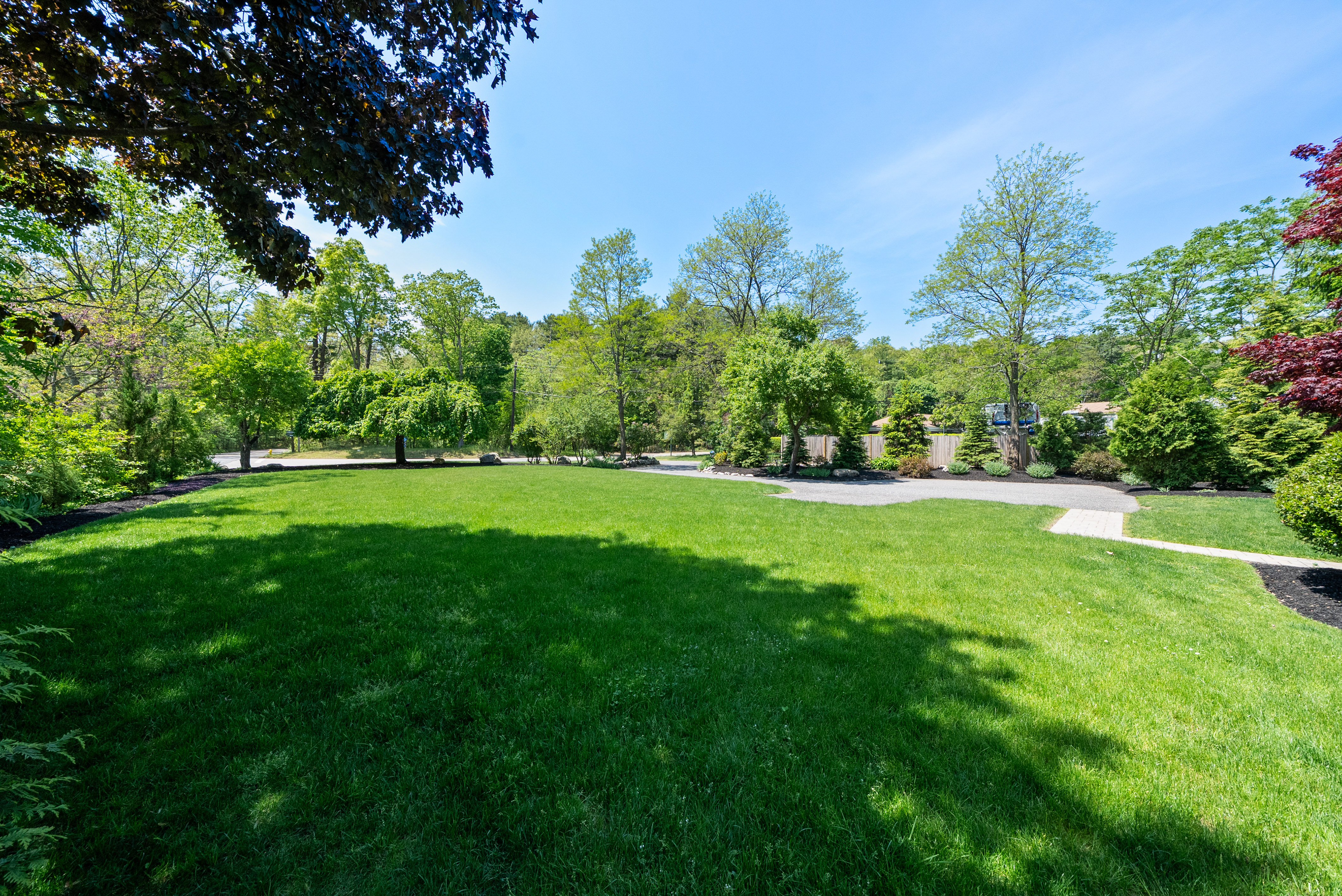  129 Dover Road, Westwood, MA, 02090 - 物件實景