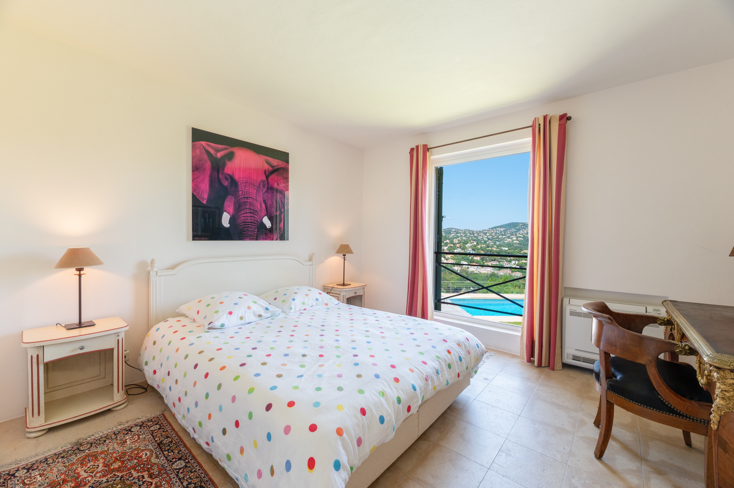  Co-exclusive listing - Provencal villa in a dominant position with sea and hill… - 物件實景