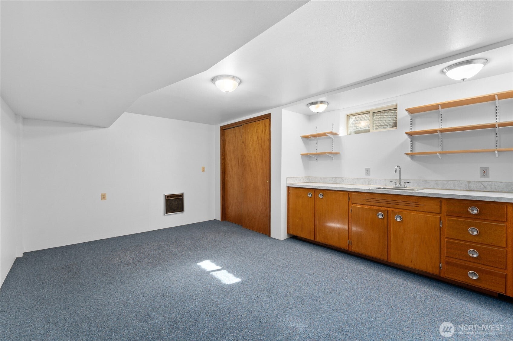 East Wenatchee, Washington, 98802, United States, 3 Bedrooms Bedrooms, ,Residential,For Sale,1908780