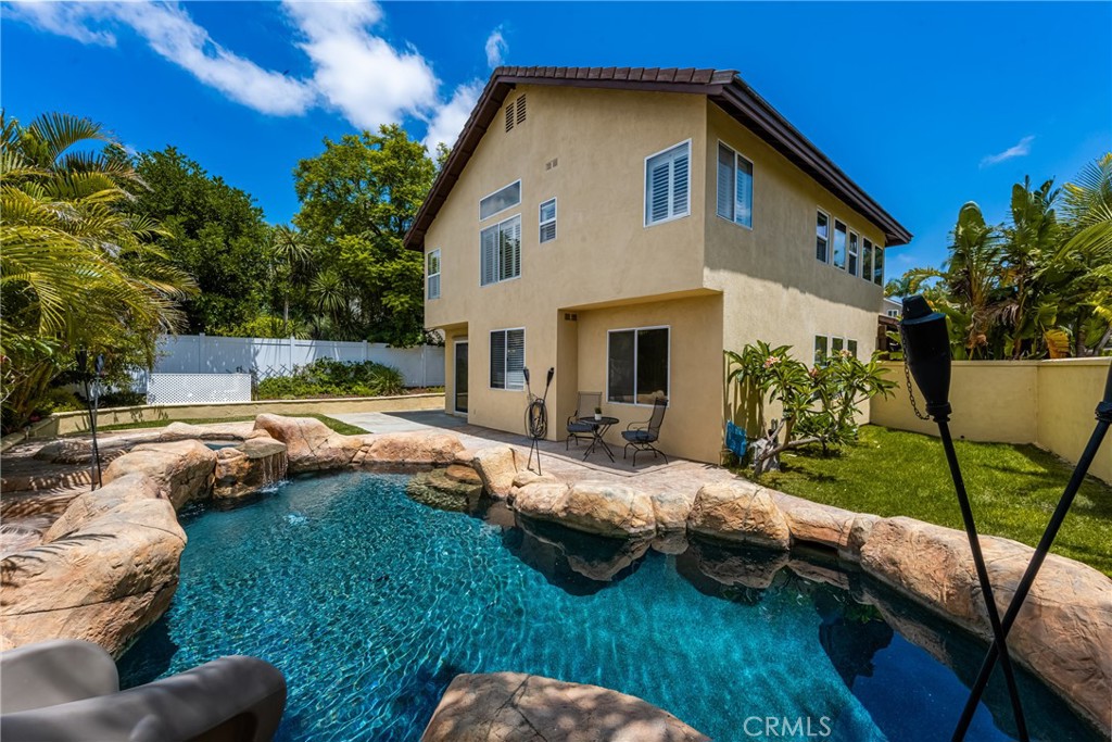 Lake Forest, California, 92610, United States, 5 Bedrooms Bedrooms, ,3 BathroomsBathrooms,Residential,For Sale,1903296
