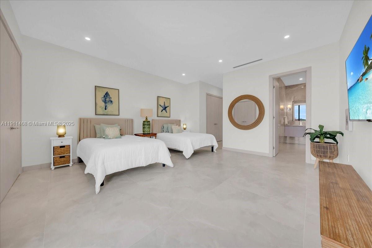 Marco Island, Florida, 34145, United States, 4 Bedrooms Bedrooms, ,5 BathroomsBathrooms,Residential,For Sale,1995875