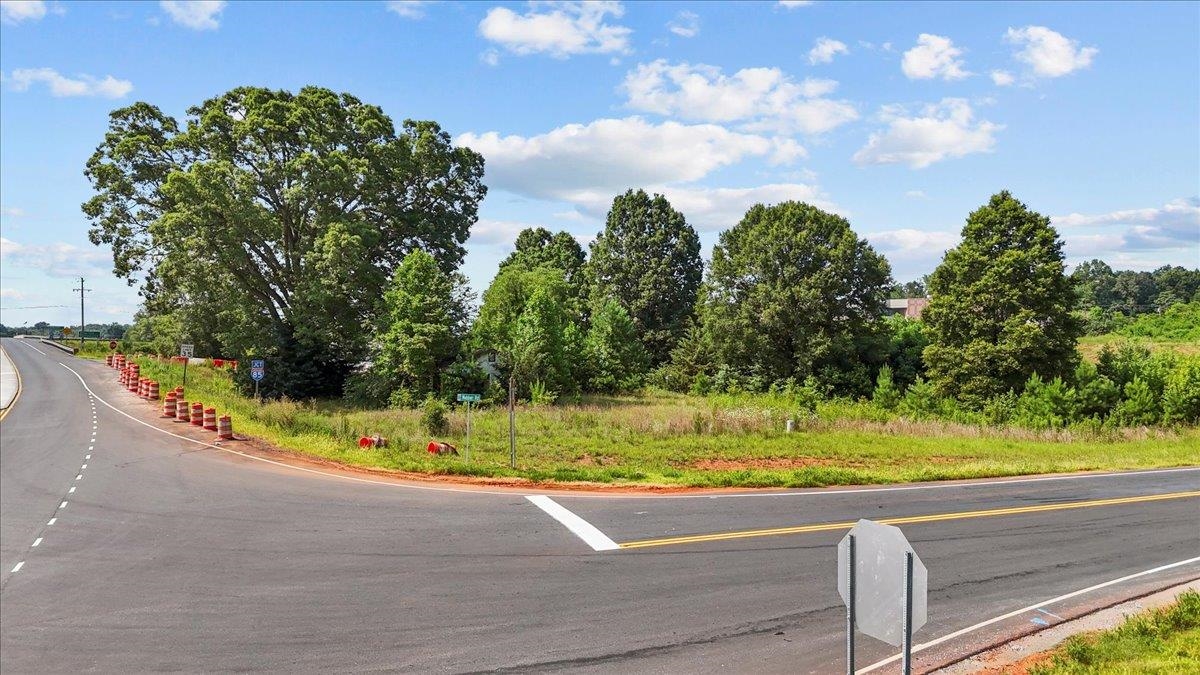 Gaffney, South Carolina, 29341, United States, ,Residential,For Sale,1892501