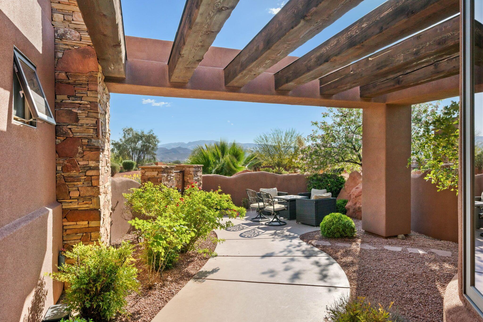 St George, Utah, 84770, United States, 3 Bedrooms Bedrooms, ,3 BathroomsBathrooms,Residential,For Sale,2031220