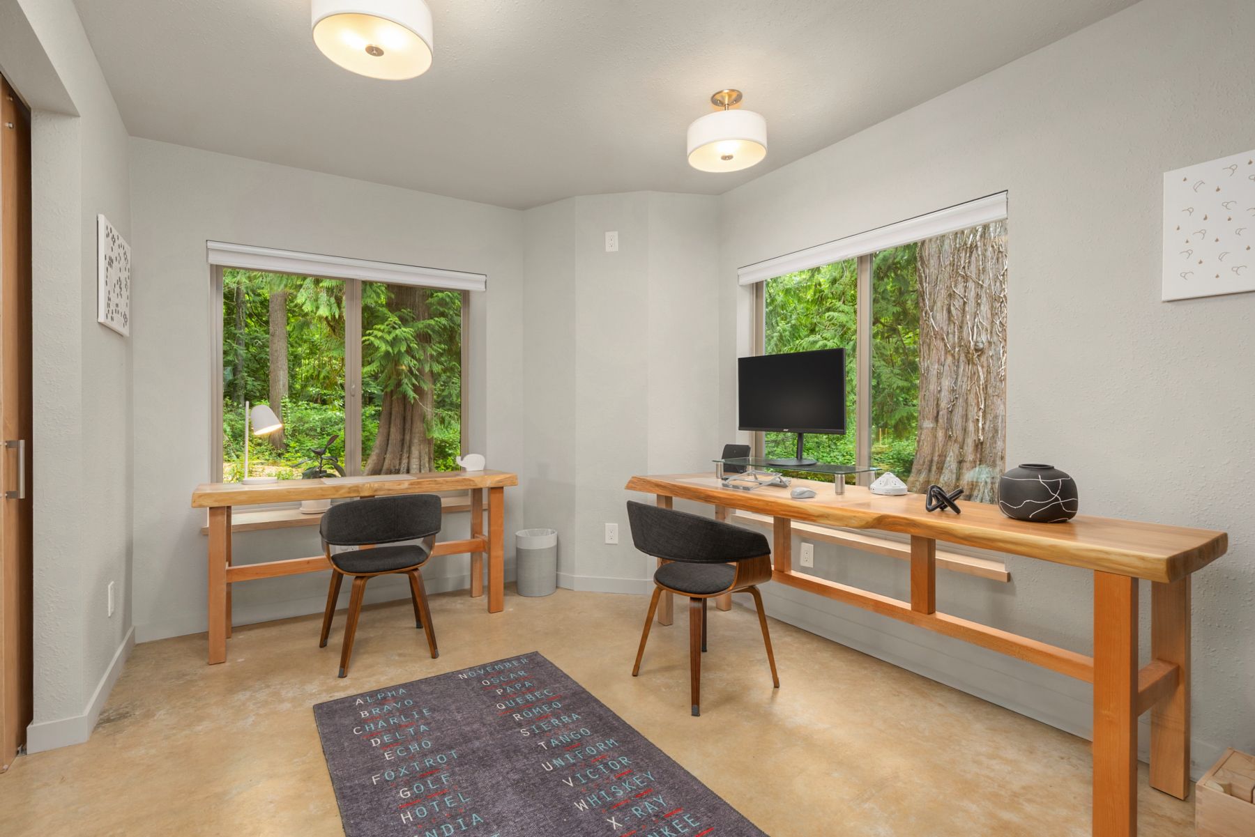  9720 NE Lofgren Rd, Bainbridge Island, WA 98110 - 物件實景