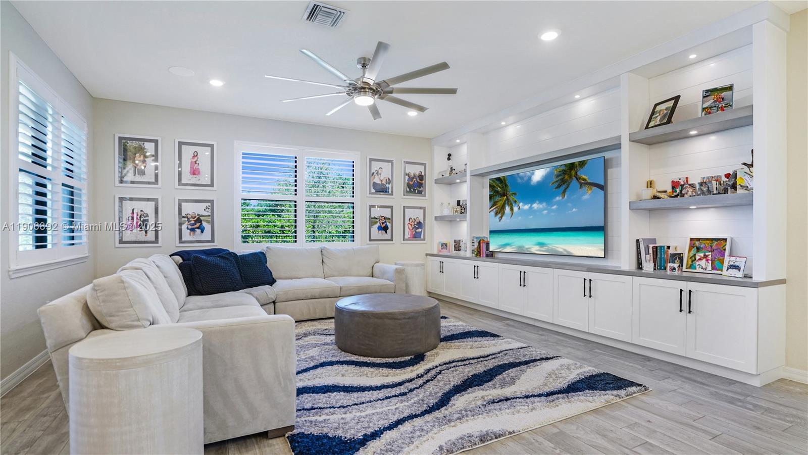 Lake Worth, Florida, 33467, United States, 4 Bedrooms Bedrooms, ,3 BathroomsBathrooms,Residential,For Sale,1990306