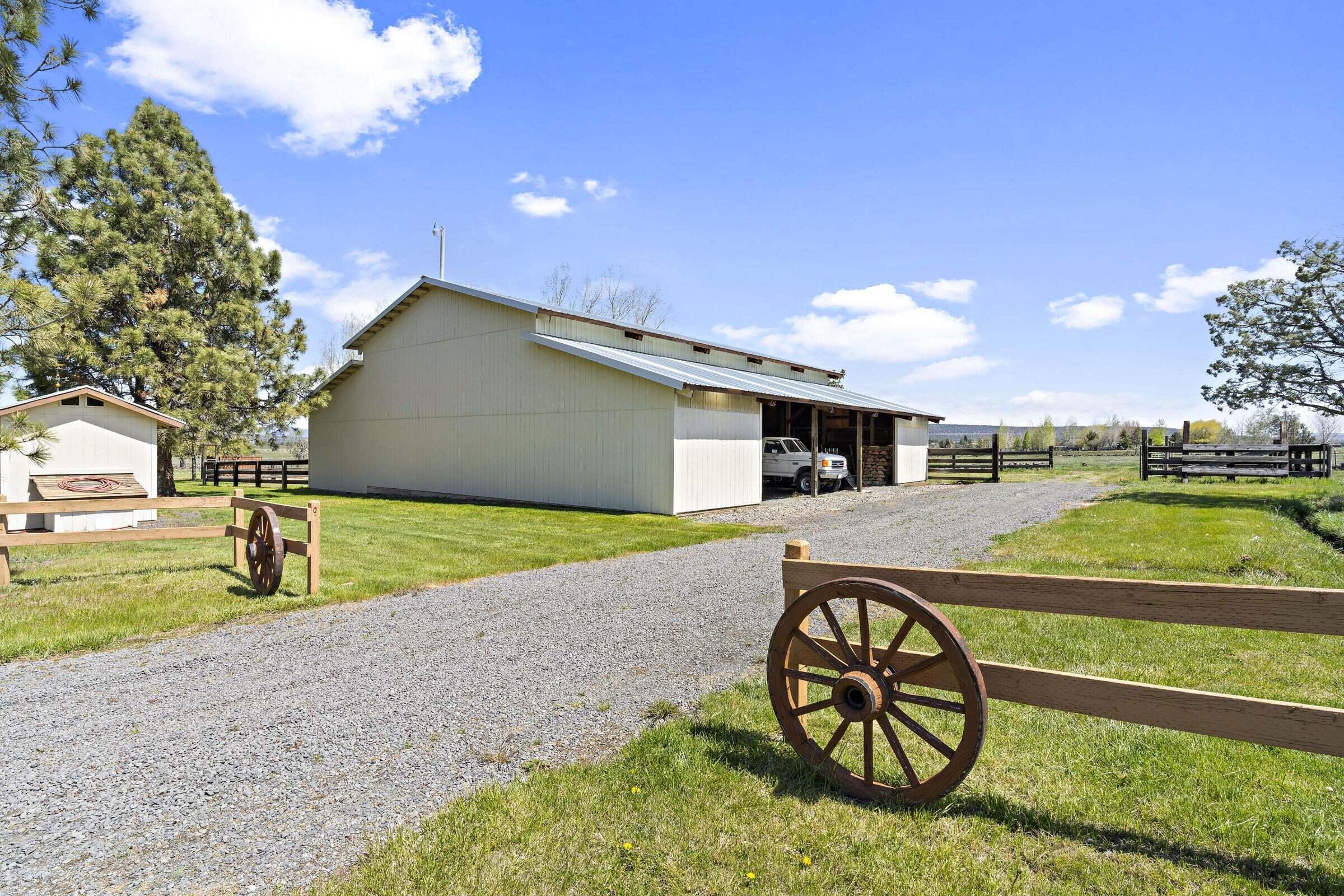 Powell Butte, Oregon, 97753, United States, 3 Bedrooms Bedrooms, ,1 BathroomBathrooms,Residential,For Sale,1770656
